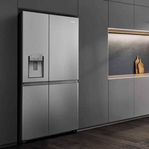 Hisense Pureflat Infinite American Fridge Freezer - Stainless Steel -American fridge freezer in kitchen shot